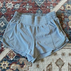 Lululemon hotty hot HR 2.5” inseam short, grey and white stripe, size 4